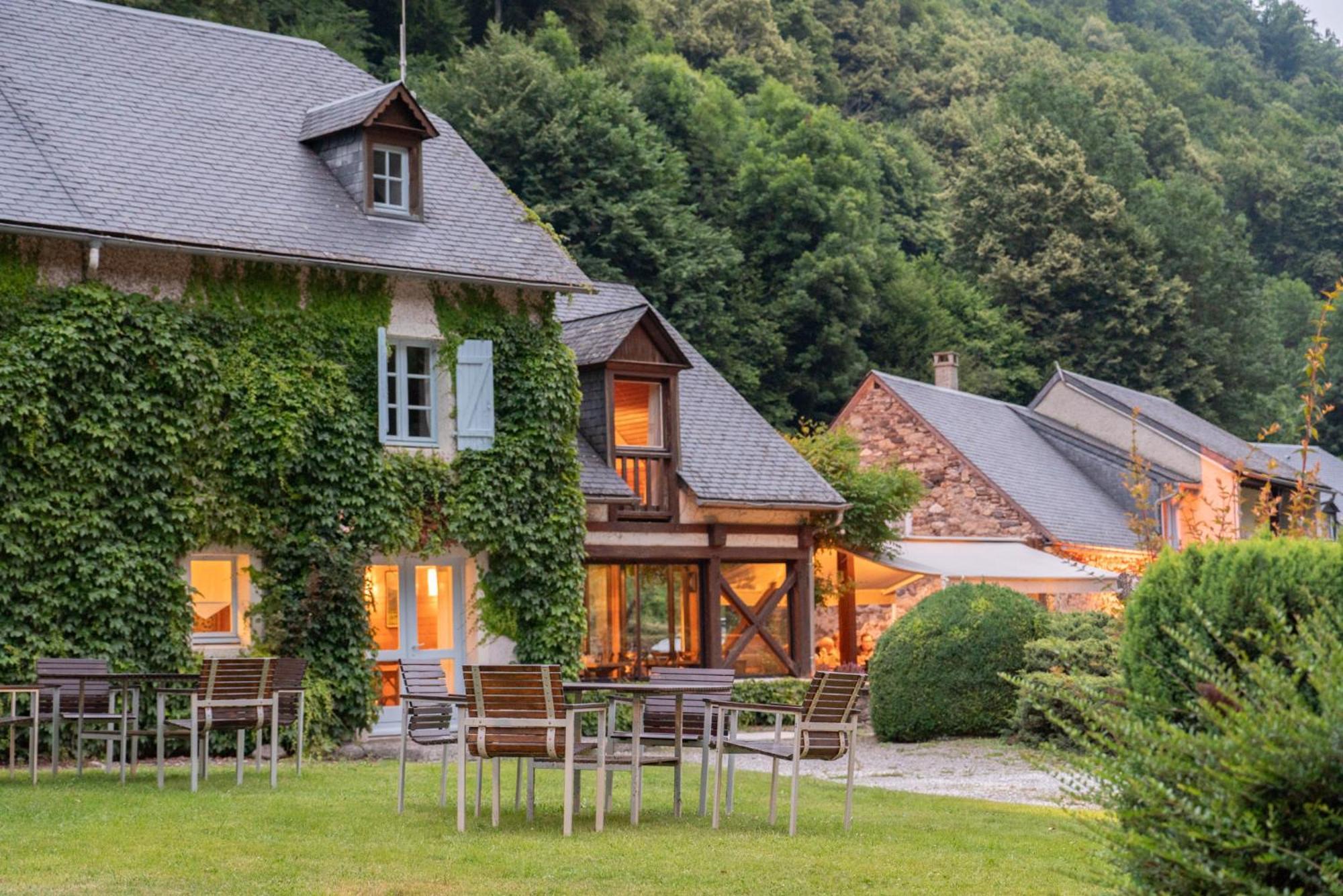 Domaine De Ramonjuan Hotel Bagnères-de-Bigorre Екстериор снимка