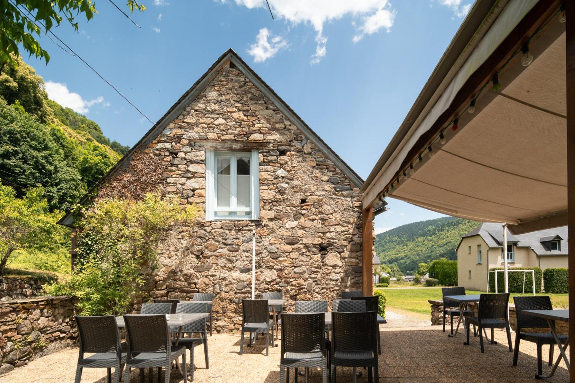 Domaine De Ramonjuan Hotel Bagnères-de-Bigorre Екстериор снимка